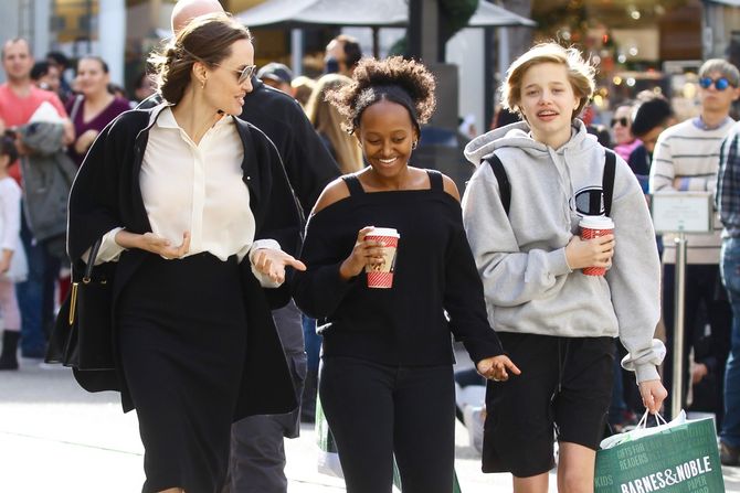 Anđelina Džoli Anđelina Džoli