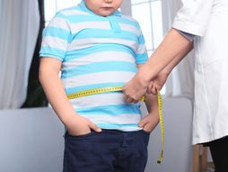 debelo gojazno dete, decak, gojaznost, tezina