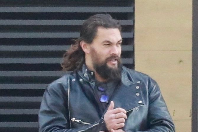 Džejson Mamoa Džejson Mamoa