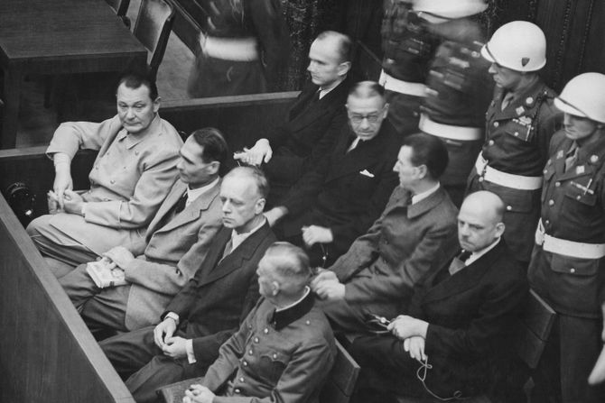 Nuremberg Trials,  Nirnberška suđenja