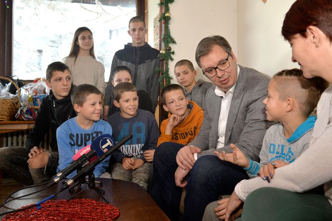 LACARAK PORODICA VUCIC 