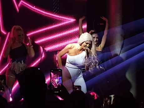 Jelena Karleuša Kasina Jelena Karleuša Kasina