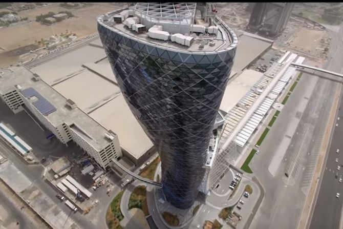 Capital Gate Abu Dabi