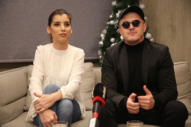 Sale Tropiko, Jovana Pajić Sale Tropiko, Jovana Pajić