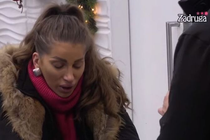 Dalila Et Si On Se Rencontrait Son Instagram Dalila se "slomila" pred Edom i zaplakala zbog svekrve Biljane: "Meni
