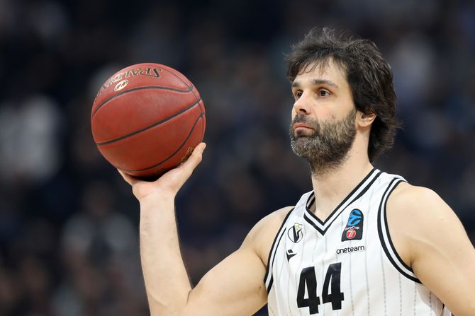 Miloš Teodosić Miloš Teodosić