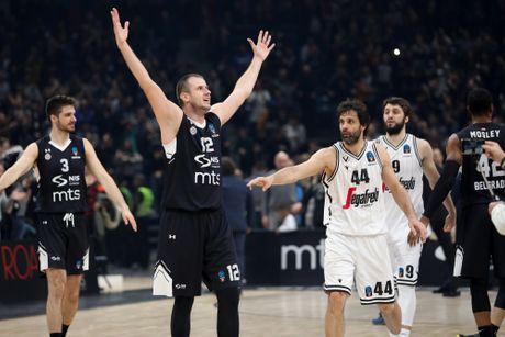 Novica Veličković, Miloš Teodosić Novica Veličković, Miloš Teodosić