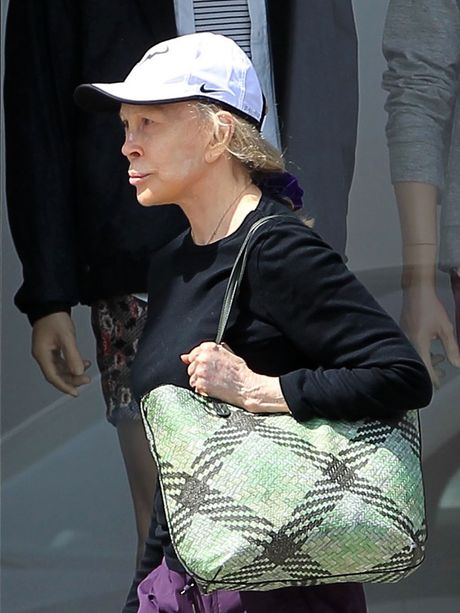 Faye Dunaway, Fej Danavej Faye Dunaway, Fej Danavej