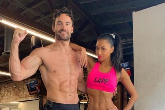 Nicole Scherzinger, Nikol Šerzinger, Tom Evans,Thom Evans