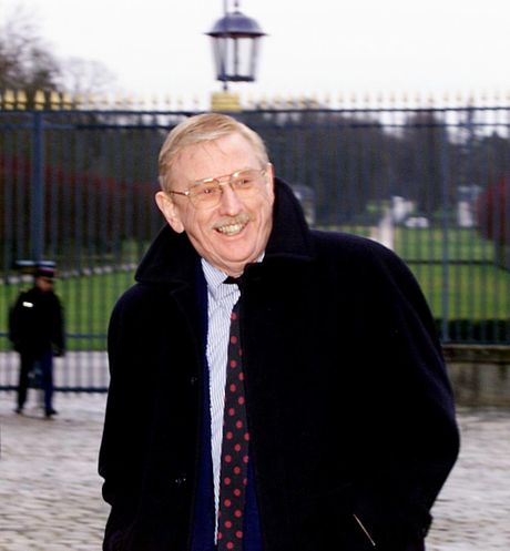 Vilijam Voker