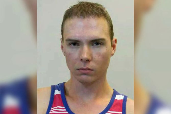 Luka Rocco Magnotta, Policija, policijsko vozilo, policijski automobil