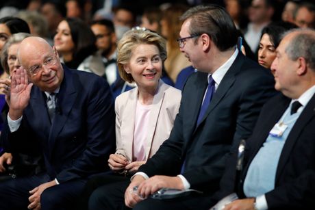 Svetski ekonomski forum, Davos, Aleksandar Vučić, Ursula fon der Lejen Svetski ekonomski forum, Davos, Aleksandar Vučić, Ursula fon der Lejen