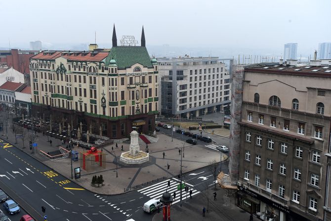 TERAZIJE, Terazijska česma, Hotel Moskva, Odluka Vlada RS