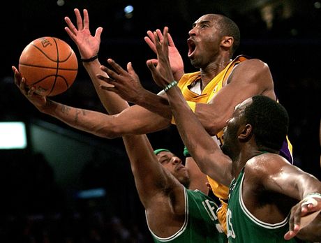 Kobi Brajant Kobe Bryant Kobi Brajant Kobe Bryant