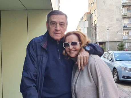Milutin Mrkonjić, Ana Bekuta Milutin Mrkonjić, Ana Bekuta