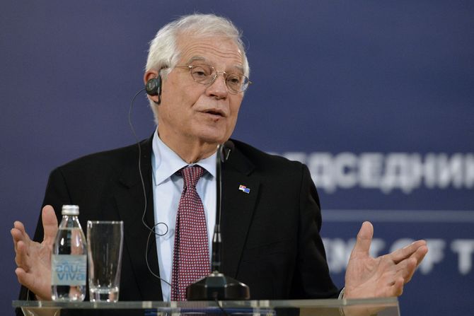 Aleksandar Vučić, Đozep Borelj Aleksandar Vučić, Đozep Borelj
