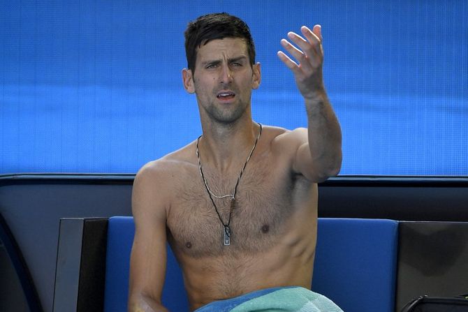 Novak Đoković i simbol asteka Novak Đoković i simbol asteka