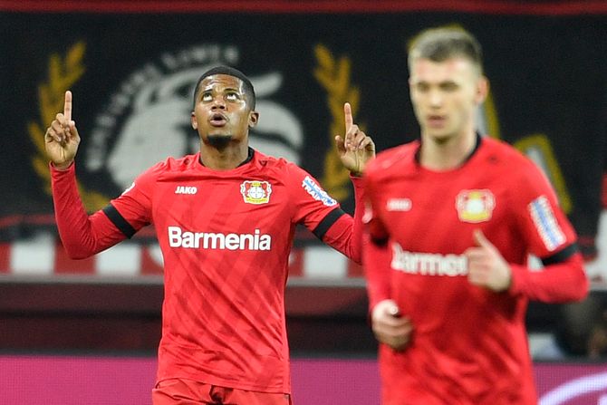 FK Bajern Borusia, FC Bayer Leverkusen VS Borussia Dortmund