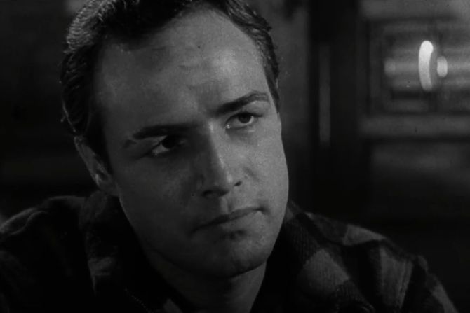 Mocna Uzbudljiva I Mastovita Upotreba Platna Ovaj Film Je