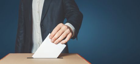 Glasanje, izbori, glasačka kutija, glasački listić Glasanje, izbori, glasačka kutija, glasački listić
