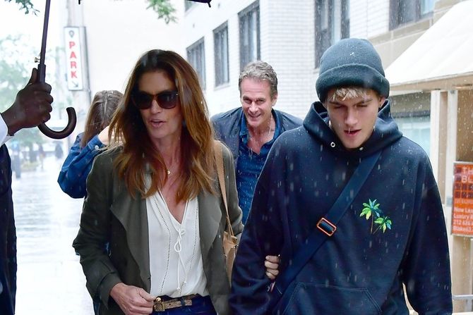 Cindy Crawford and Presley Gerber