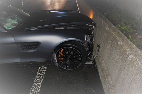 Mercedes AMG GT S, slupan Mercedes AMG GT S, slupan