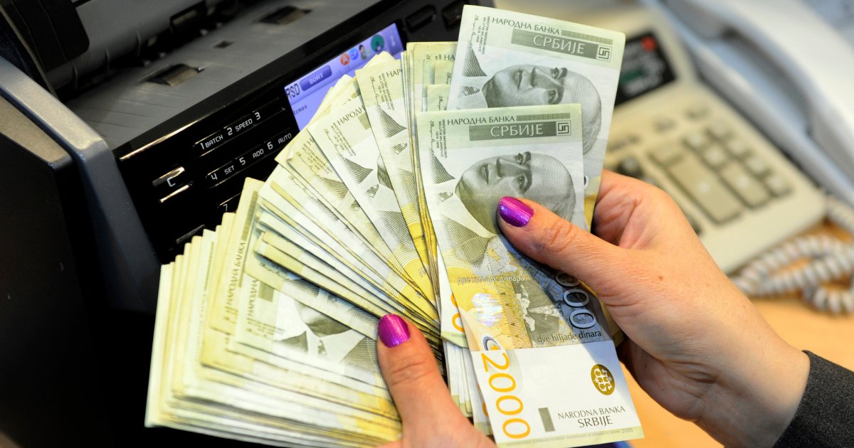 Srednji kurs dinara za evro u četvrtak 117,3865 dinara