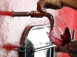 Crveno vino, slavina