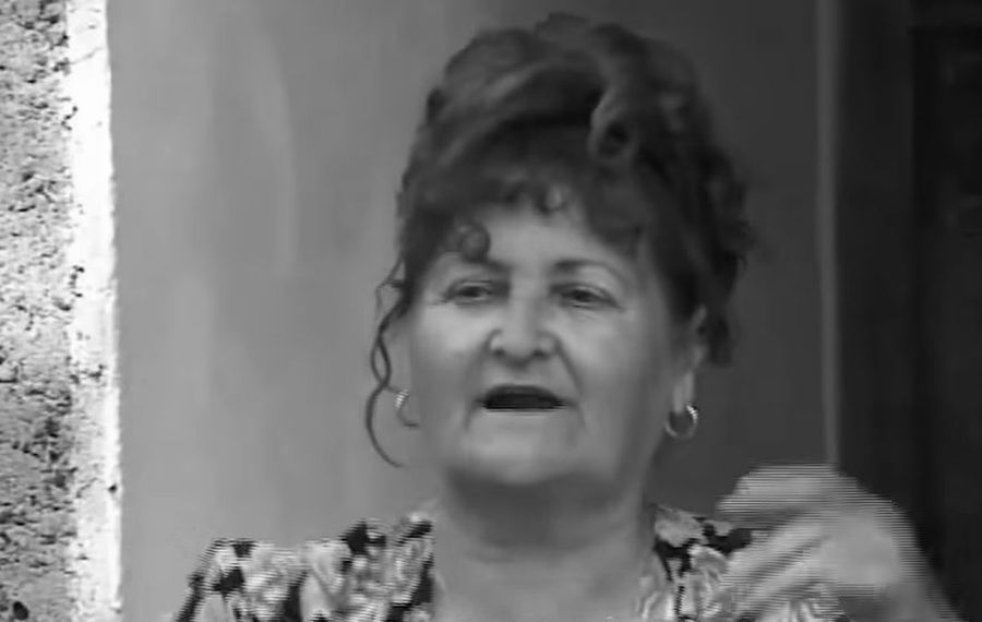 "Ako dođeš sa nožem izgubićeš glavu": Pevačica prošla kroz pakao, muž pretio da će je ubiti