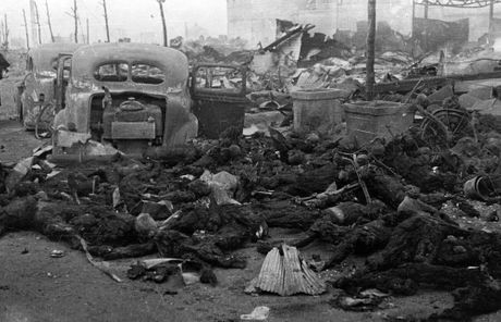 Bombardovanje Tokija Tokio Japan Bombardovanje Tokija Tokio Japan