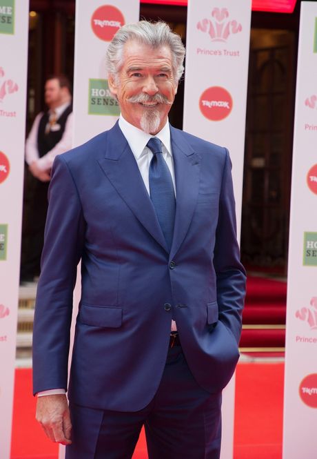Pirs Brosnan Pierce Brosnan Pirs Brosnan Pierce Brosnan