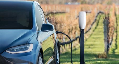 Tesla Punjenje Tesla Punjenje