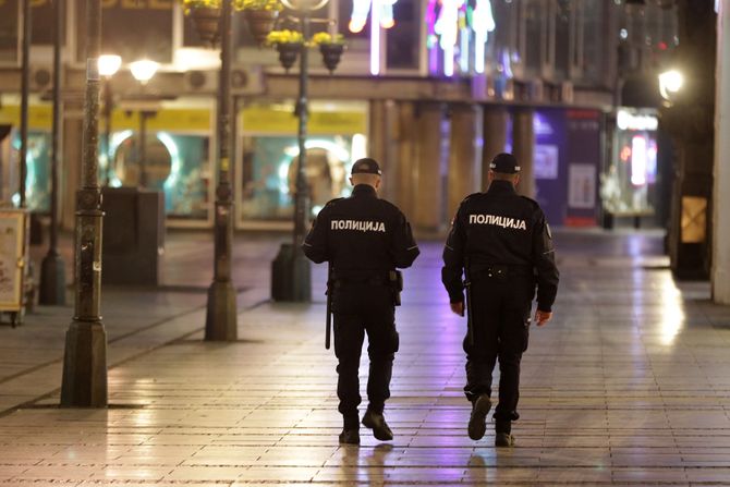 Beograd, prazne ulice, korona virus, policijski čas