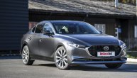 Vozili smo Mazdu 3 SKYACTIV-X 180: Vrata manje za kofer više!