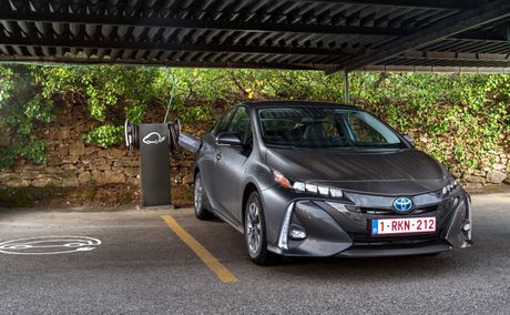 Toyota Prius Plug-in Hybrid 2017