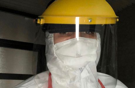 Doktorka infektivne klinike Doktorka infektivne klinike