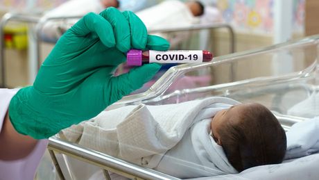 Porodilište, novorođenče, Testiranje na korona virus