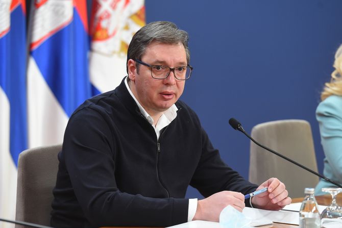 KORONA SRBIJA VUCIC