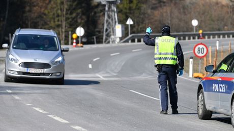 Austrija, policija
