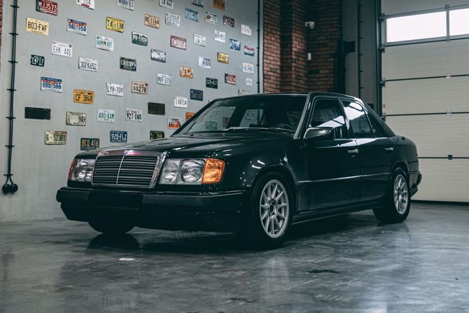 Mercedes-Benz 300E, BMW M motor