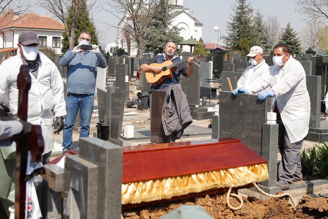 Miroslav Gajić, Miša Tumbas, sahrana