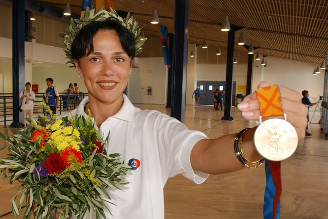 Jasna Šekarić, legendarna strelkinja Jugoslavije i Srbije, osvajač čak pet Olimpijskih medalja zlatna, tri srebrne i bronzana