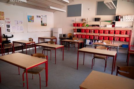 Danska škola korona virus učionica
