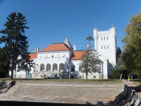 Dvorac Fantast Dvorac Fantast