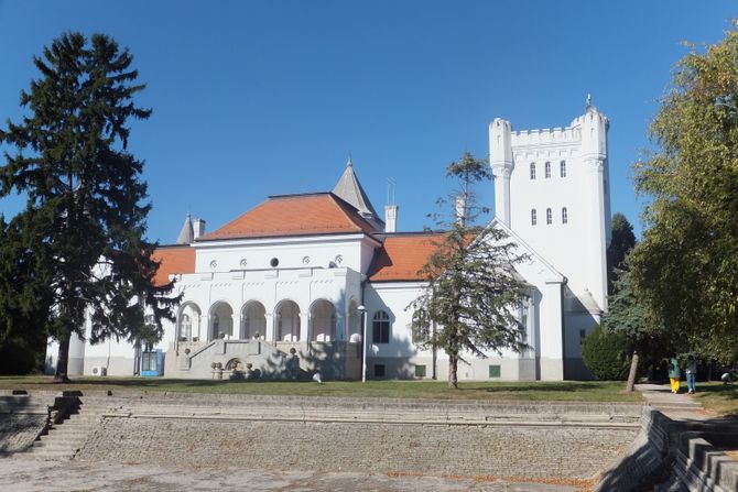 Dvorac Fantast Dvorac Fantast