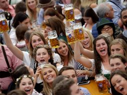 Oktoberfest, oktobarfest, pivo