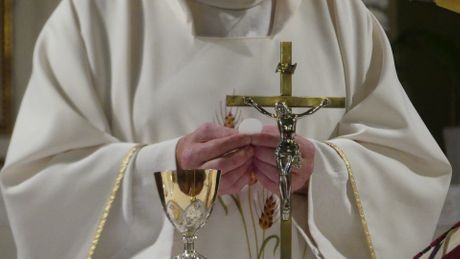 Katolički sveštenik, Catholic priest