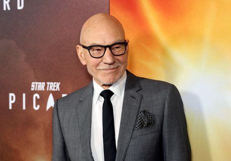 Patrick Stewart, Patrik Stjuart