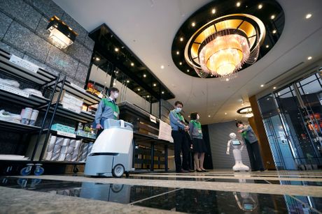 Robot u hotelu u Japanu