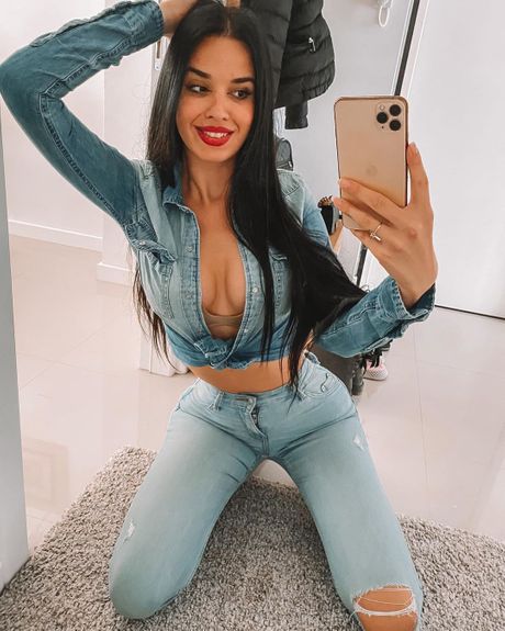 Ivana Knoll Ivana Knoll